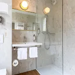 Montcalm Paris