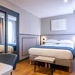 Hotel Montcalm 3*