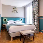 Montcalm Hotel