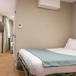 Montcalm 3* Paris