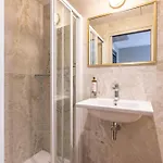Montcalm Paris