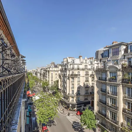 Montcalm Hotel 3*