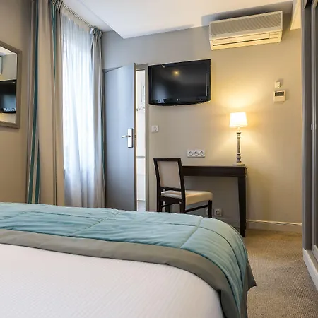 Montcalm Hotel