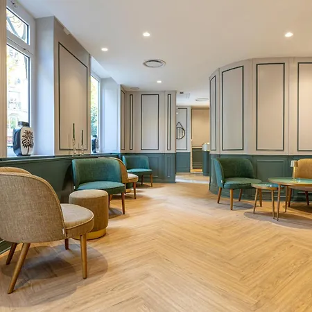 Hotel Montcalm 3*